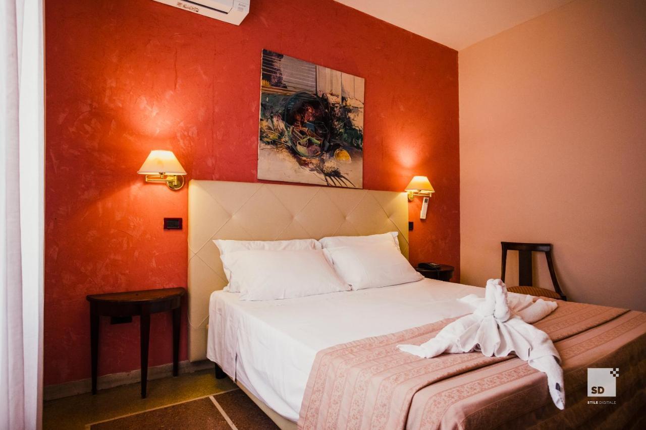Hotel La Pace Pisa Exterior photo